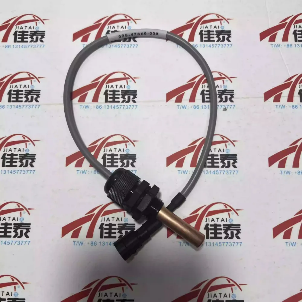 Новый датчик температуры центробежного блока York 025-47669-000
Новый датчик температуры центробежного блока York 025-47669-000