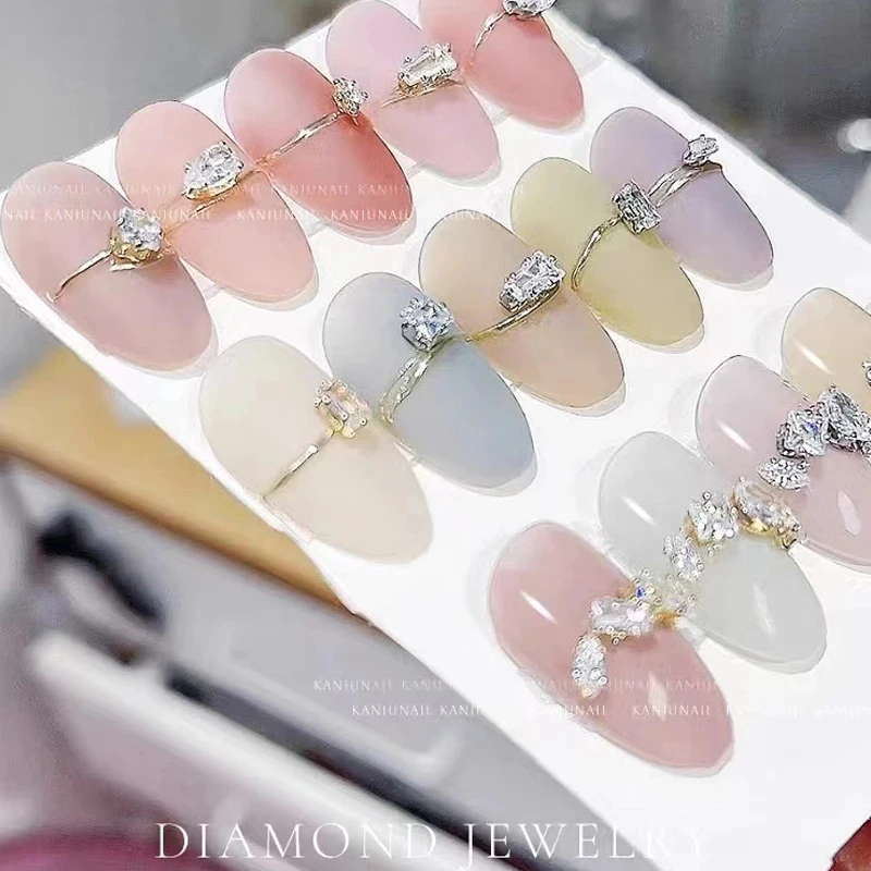 2022 Nail Art Claw Diamond Silver/Gold Water Drop Horse Eye Zircon Jewelry Tiny Square Crystal Nail Charms Rhinestone 20PCS/Bag
2022 Nail Art Claw Diamond Silver/Gold Water Drop Horse Eye Zircon Jewelry Tiny Square Crystal Nail Charms Rhinestone 20PCS/Bag