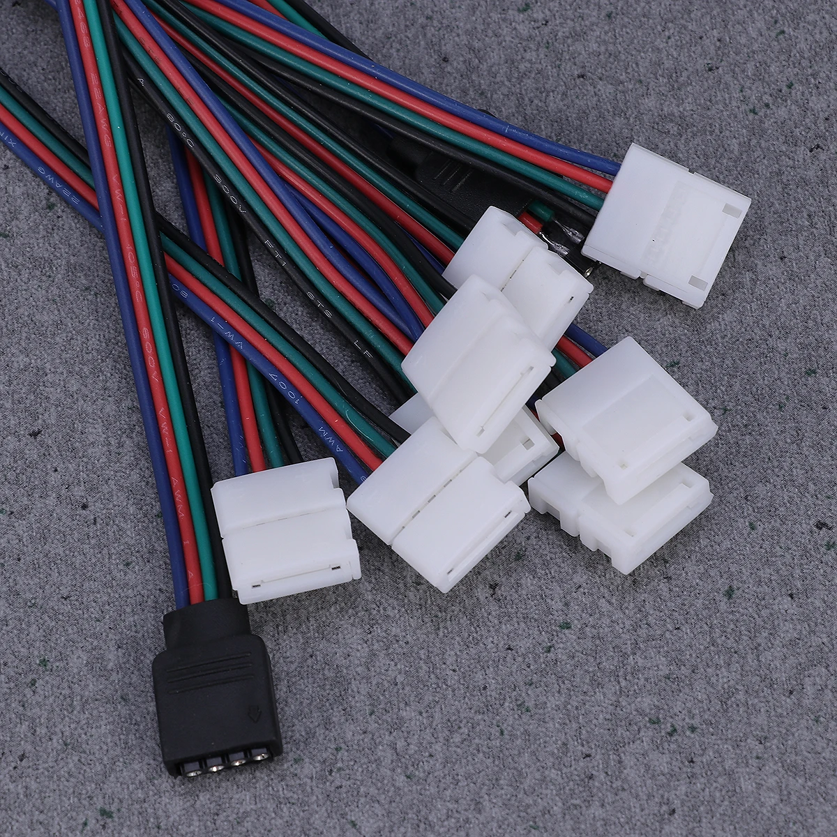 Разъем для светодиодной ленты, беспаечная перемычка RGB, штифт адаптера питания, гибкий провод, удлинение подключения системы освещения светодиодной ленты
Разъем для светодиодной ленты, беспаечная перемычка RGB, штифт адаптера питания, гибкий провод, удлинение подключения системы освещения светодиодной ленты