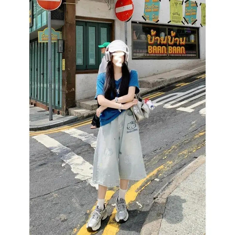 Sanrios Hello Kittys Cropped Wide Leg Jeans Denim Women Summer Casual Cartoon Embroidery High Waist Loose Fit Straight Versatile
Sanrios Hello Kittys Cropped Wide Leg Jeans Denim Women Summer Casual Cartoon Embroidery High Waist Loose Fit Straight Versatile