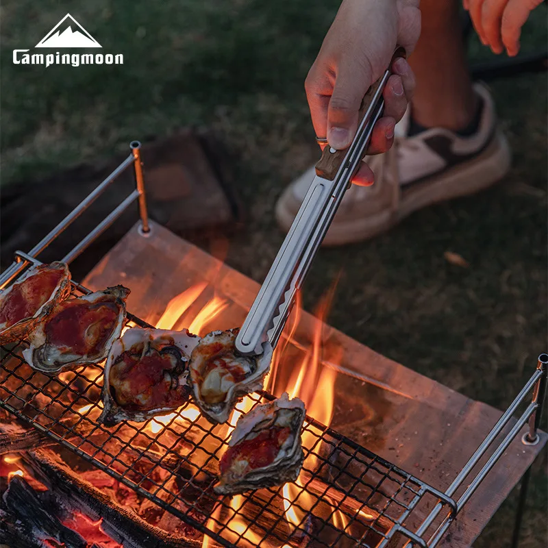 Щипцы для гриля CAMPINGMOON MS-40 из утолщенной нержавеющей стали 304 с ручкой из массива дерева, удлиненные, для приготовления стейков и барбекю
Щипцы для гриля CAMPINGMOON MS-40 из утолщенной нержавеющей стали 304 с ручкой из массива дерева, удлиненные, для приготовления стейков и барбекю