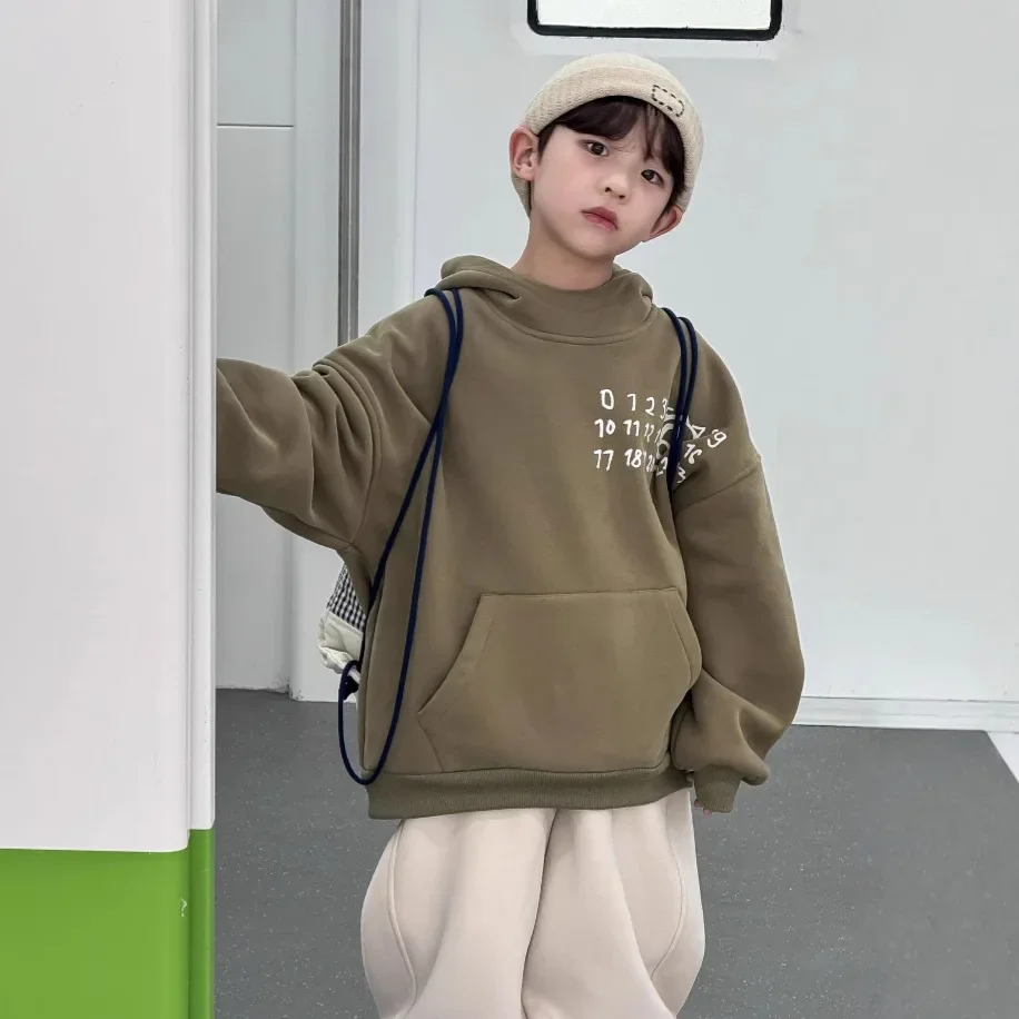Boys Hoodie 2024 Winter New Childrens Clothes Korean Boys Baby Letter Printing Compound Cashmere Hoodie Casual Simple Daily
Boys Hoodie 2024 Winter New Childrens Clothes Korean Boys Baby Letter Printing Compound Cashmere Hoodie Casual Simple Daily