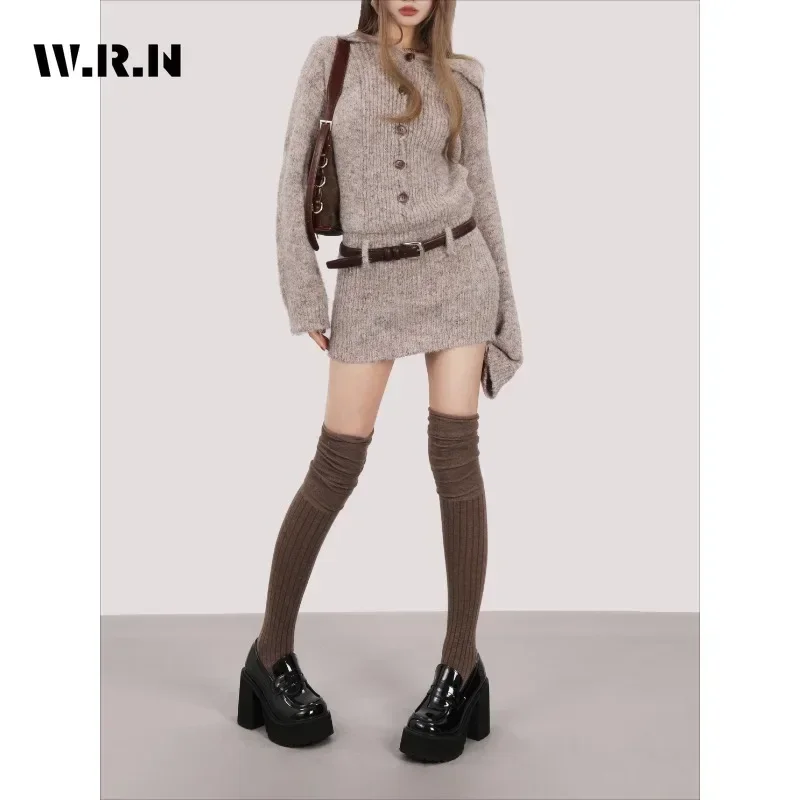 2023 Winter Sexy Street Long Sleeve Hooded Single Breasted Dresses Women's Causal Solid Hooded Chic High Waist Hotsweet Dress
2023 Winter Sexy Street Long Sleeve Hooded Single Breasted Dresses Women's Causal Solid Hooded Chic High Waist Hotsweet Dress