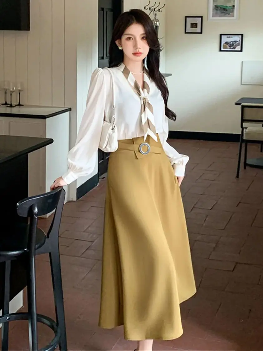 Spring Fall Elegant Ladies Two Piece Sets Commuter Stylish Lantern Sleeve Shirt and High Waist Midi Skirt Suits
Spring Fall Elegant Ladies Two Piece Sets Commuter Stylish Lantern Sleeve Shirt and High Waist Midi Skirt Suits