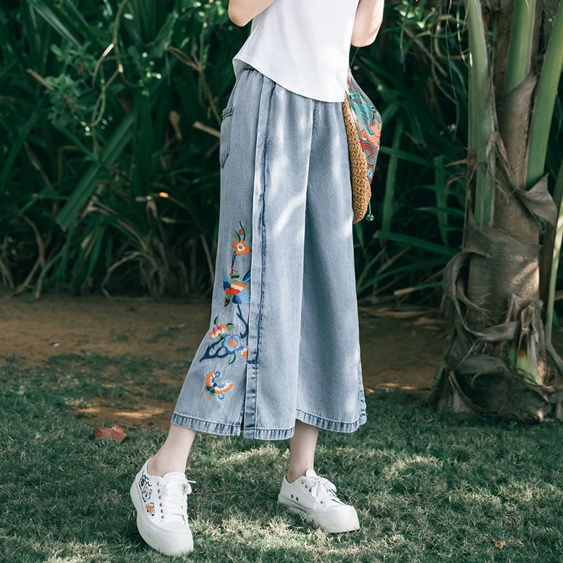 National FLloral Embroidery Summer Thin Elastic Waist Capris Jeans Women's 2023 Summer New Fashion Baggy Denim Wide Leg Pants
National FLloral Embroidery Summer Thin Elastic Waist Capris Jeans Women's 2023 Summer New Fashion Baggy Denim Wide Leg Pants