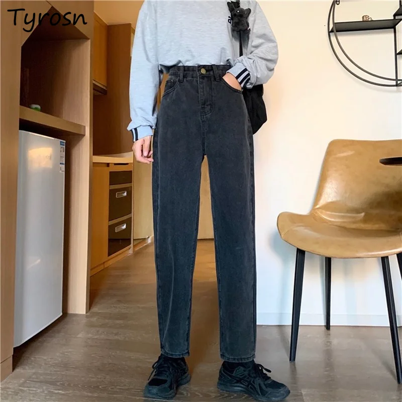 Джинсы женские, осенняя горячая распродажа, винтажная уличная одежда, мешковатые джинсы с высокой талией, ретро-молния, прямые джинсовые брюки до щиколотки, студенческие
Джинсы женские, осенняя горячая распродажа, винтажная уличная одежда, мешковатые джинсы с высокой талией, ретро-молния, прямые джинсовые брюки до щиколотки, студенческие