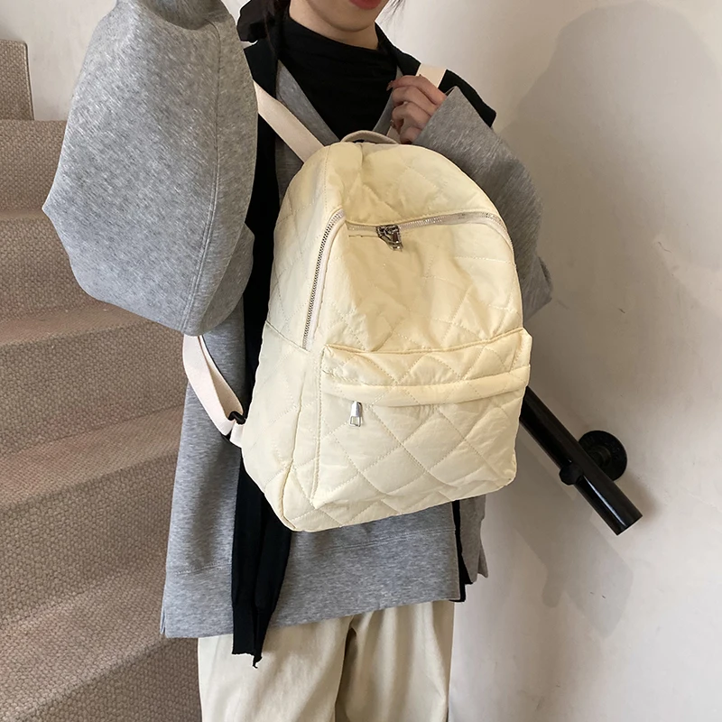 Large Capacity Backpack for Women Soft Nylon Daypack with Diamond Stitch Casual Travel Shoulder Bag Ladies Daily Work Rucksack
Large Capacity Backpack for Women Soft Nylon Daypack with Diamond Stitch Casual Travel Shoulder Bag Ladies Daily Work Rucksack