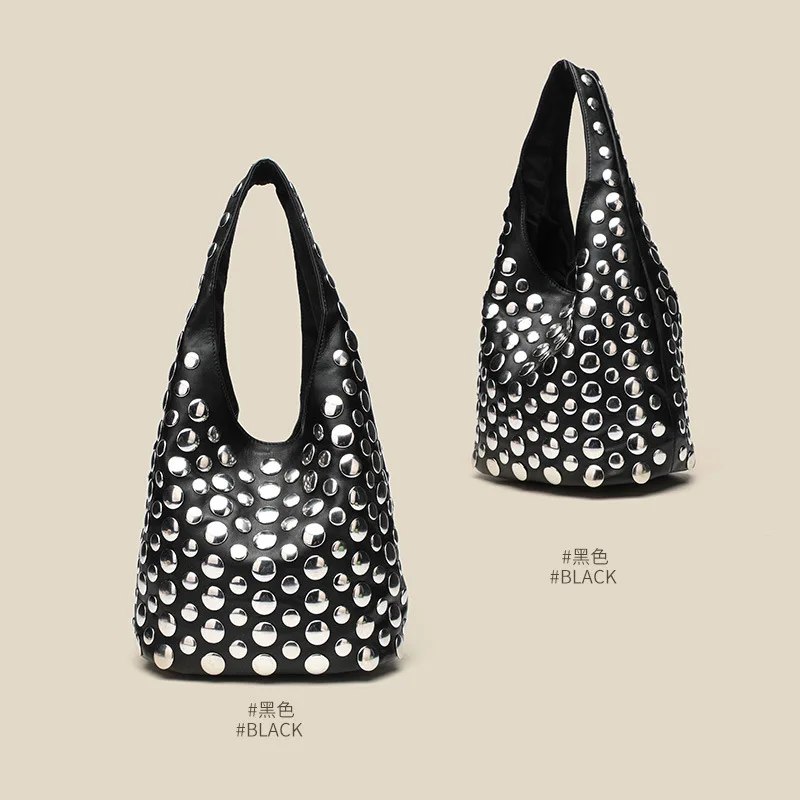 New Rivet Women's Bag European and American Fashion Shoulder Bag Class Commuter Bucket Underarm Bag
New Rivet Women's Bag European and American Fashion Shoulder Bag Class Commuter Bucket Underarm Bag