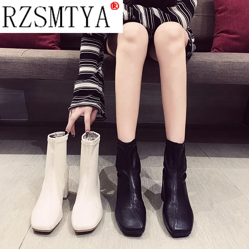 2020 Autumn New Women Boots Leather Sock Boots 6 CM High Heel Square Toe Fashion Lady Casual Pumps Boots Shoes
2020 Autumn New Women Boots Leather Sock Boots 6 CM High Heel Square Toe Fashion Lady Casual Pumps Boots Shoes