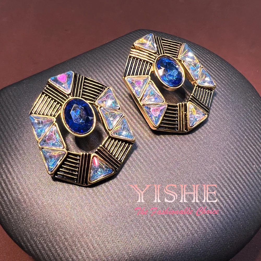 Angel's Tears Blue Diamond Earrings Medieval Vintage Temperament Socialite Style Palace Niche Design Earrings
Angel's Tears Blue Diamond Earrings Medieval Vintage Temperament Socialite Style Palace Niche Design Earrings