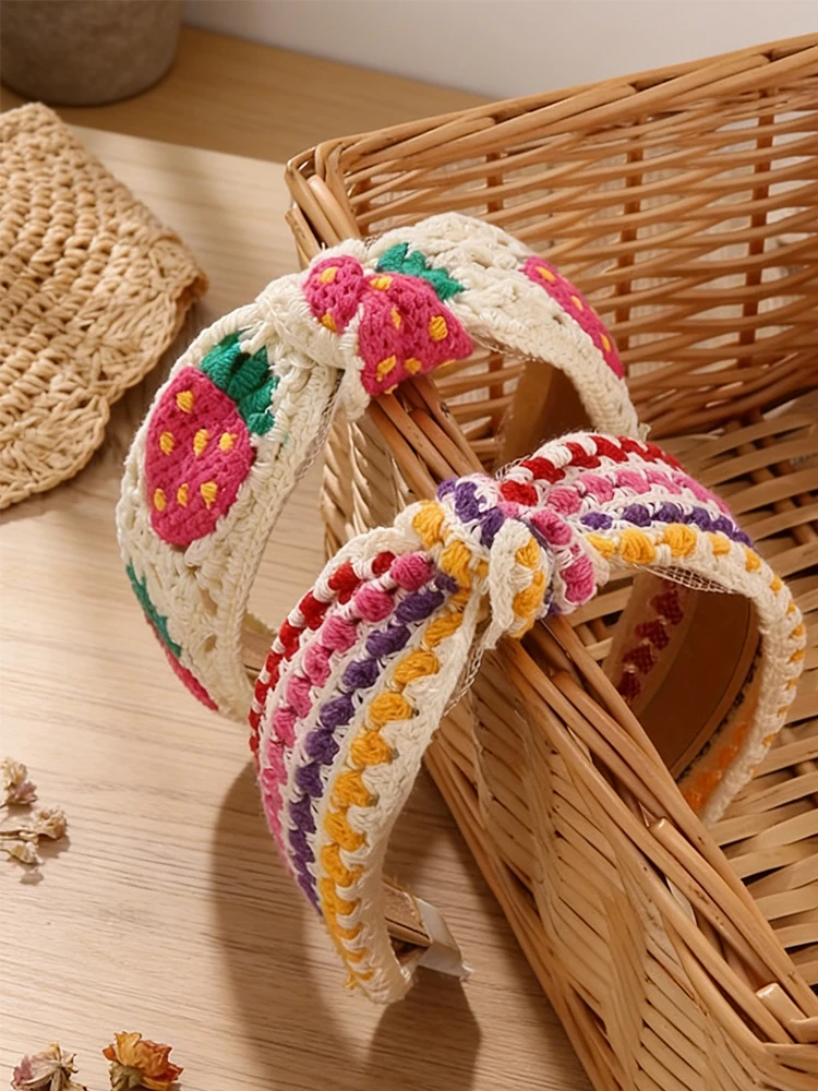 1 Piece of Handmade Bohemian Style Crochet Headband—Wide Edge with Strawberry Plaid Floral Pattern, Vintage Multi-Color Crochet Hair Accessory, Suitable for Casual and Formal Wear (Women's Style)
1 Piece of Handmade Bohemian Style Crochet Headband—Wide Edge with Strawberry Plaid Floral Pattern, Vintage Multi-Color Crochet Hair Accessory, Suitable for Casual and Formal Wear (Women's Style)