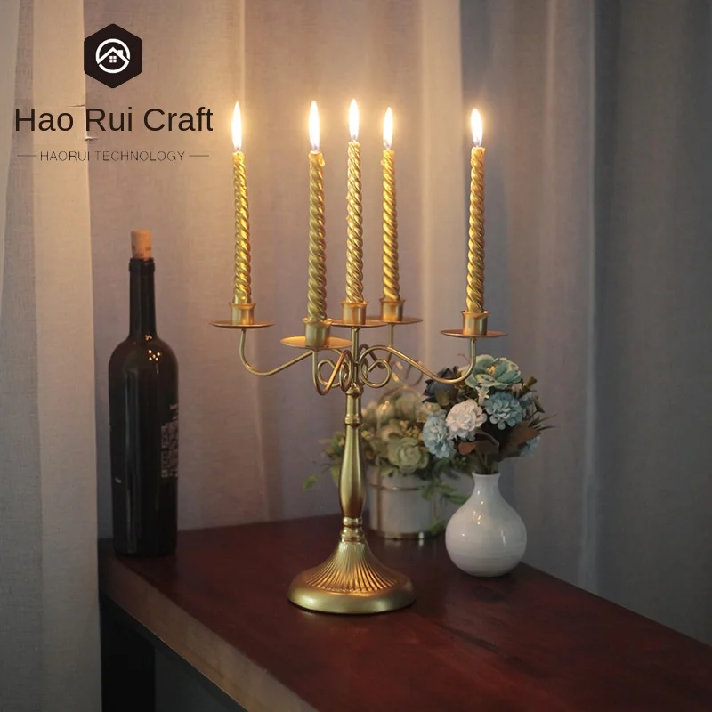 American iron anti-rust candlesticks wedding Western restaurant candlelight dinner table decoration ornaments 
American iron anti-rust candlesticks wedding Western restaurant candlelight dinner table decoration ornaments