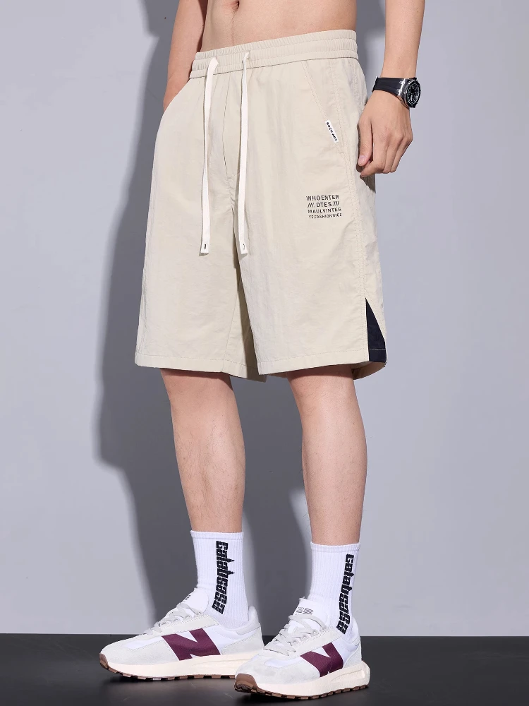 Мужские летние спортивные шорты из дышащего ледяного шелка, быстросохнущие, средней длины, для активного отдыха
Мужские летние спортивные шорты из дышащего ледяного шелка, быстросохнущие, средней длины, для активного отдыха