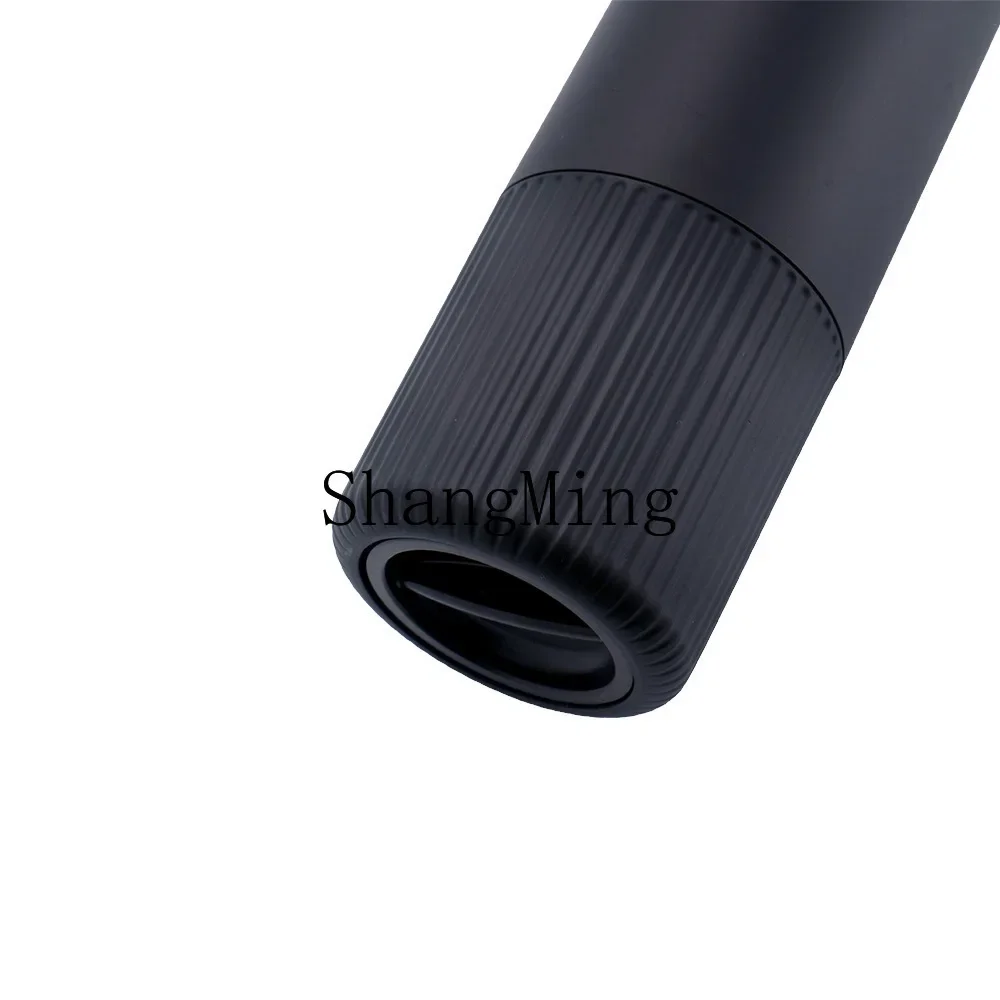 CLLminimalistZD pepper grinder household manual sea salt black peppercorn powder grinding bottle ultra-fine peppercorn grinder
CLLminimalistZD pepper grinder household manual sea salt black peppercorn powder grinding bottle ultra-fine peppercorn grinder