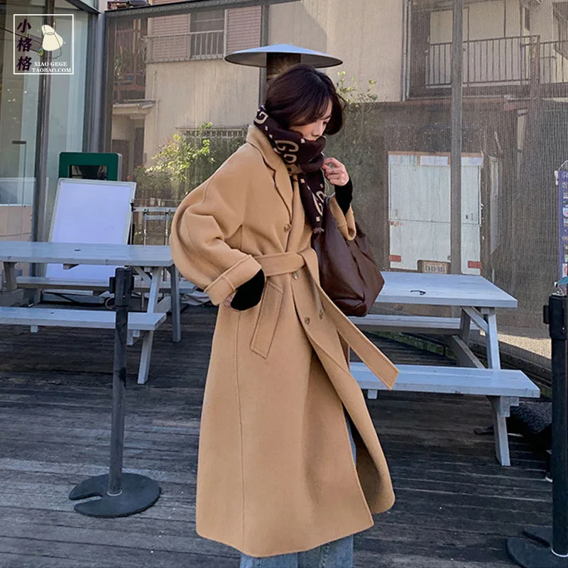 Winter Tweed Coat for Women Korean Fashion Premium Luxury Double-breasted Loose Thickened Oversized Lace-up Warm Long Jacket
Winter Tweed Coat for Women Korean Fashion Premium Luxury Double-breasted Loose Thickened Oversized Lace-up Warm Long Jacket