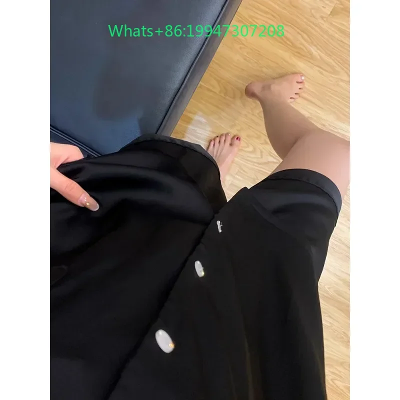 Summer new black lapel cute cartoon Hello Kitty pajamas women's short-sleeved shorts loungewear set
Summer new black lapel cute cartoon Hello Kitty pajamas women's short-sleeved shorts loungewear set