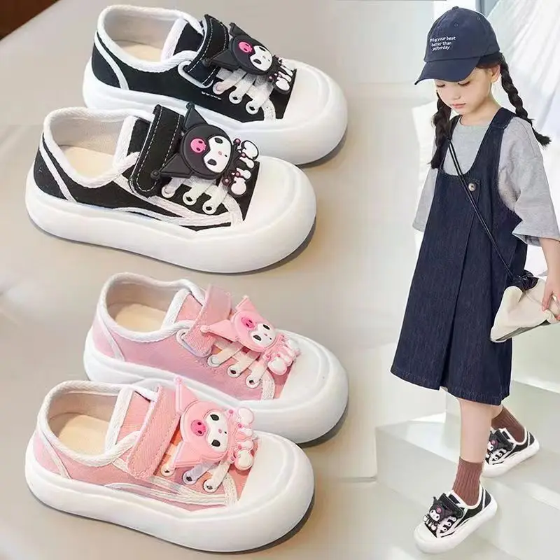 Kuromi обувь для девочек Kawaii, парусиновая обувь с героями мультфильмов, детская обувь, обувь для мальчиков и девочек, детская уличная спортивная обувь на мягкой подошве, подарок
Kuromi обувь для девочек Kawaii, парусиновая обувь с героями мультфильмов, детская обувь, обувь для мальчиков и девочек, детская уличная спортивная обувь на мягкой подошве, подарок