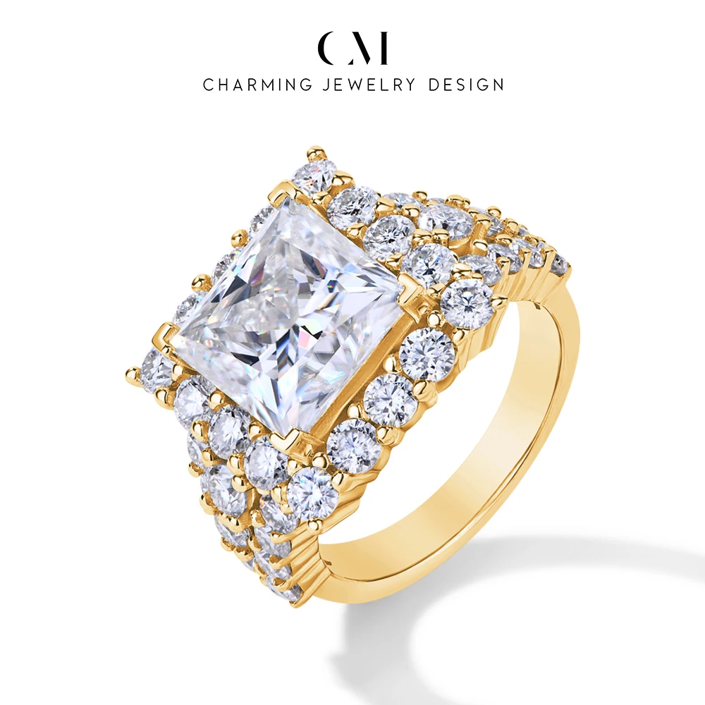 CHARMING Luxury Stylish Sparkling Princess Cut 6ct Moissanite Ring S925 Silver for Women party Birthday Gift Anniversary Wedding
CHARMING Luxury Stylish Sparkling Princess Cut 6ct Moissanite Ring S925 Silver for Women party Birthday Gift Anniversary Wedding