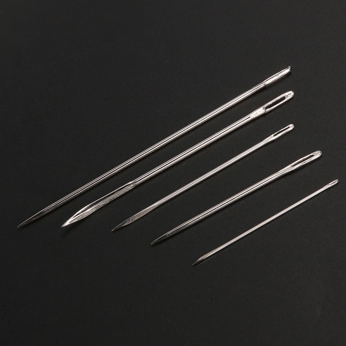 10Pcs Craft Needle Set Hand Sewing Tools Stitching Awl Thread Thimbles Durable Repair Kit for Coats Tents Mattresses
10Pcs Craft Needle Set Hand Sewing Tools Stitching Awl Thread Thimbles Durable Repair Kit for Coats Tents Mattresses