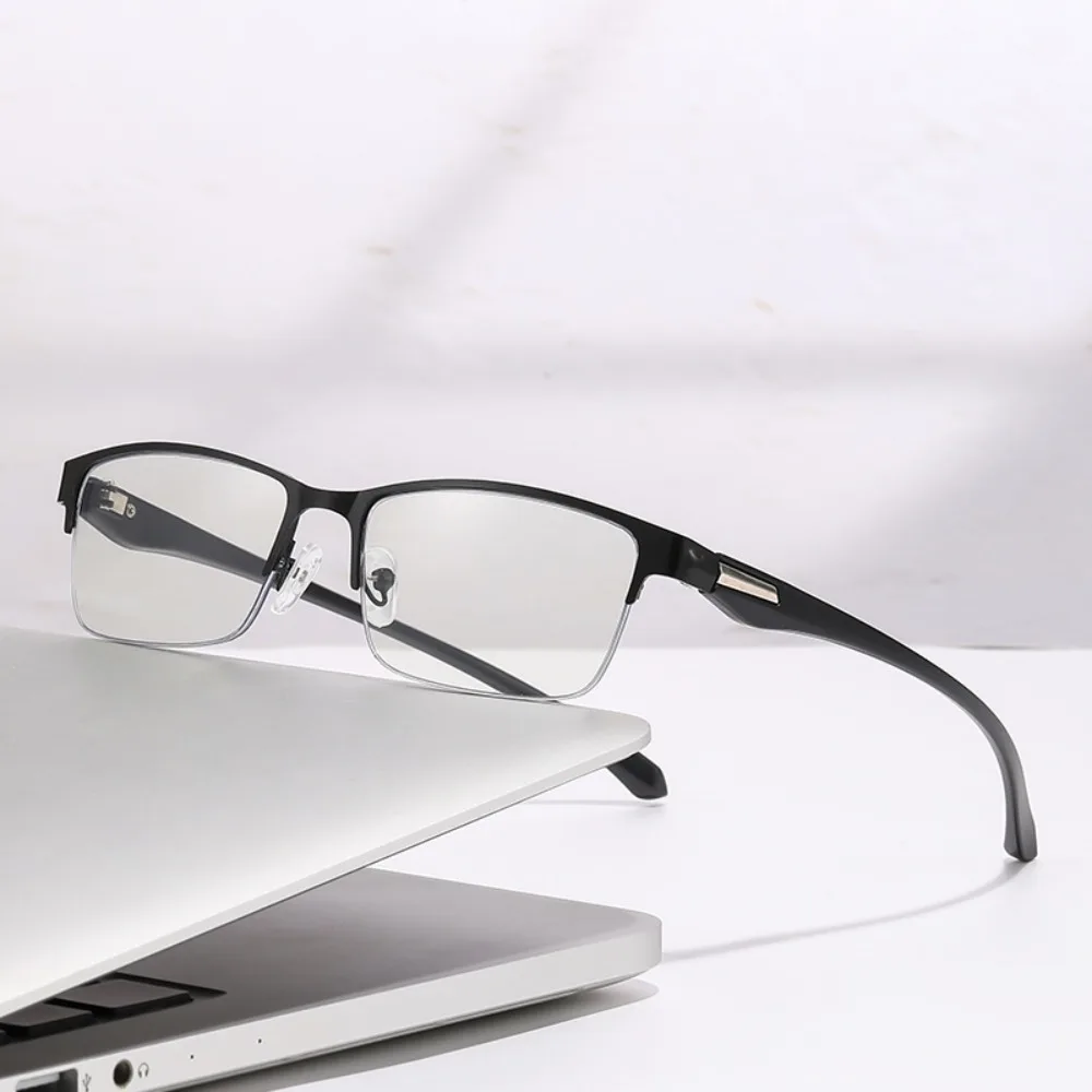 Transparent Anti Blu-ray Glasses Alloy PC Photochromic Sunglasses Lightweight Decorative Half-frame Business Glasses
Transparent Anti Blu-ray Glasses Alloy PC Photochromic Sunglasses Lightweight Decorative Half-frame Business Glasses
