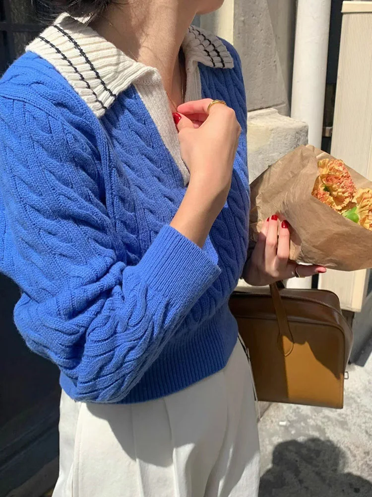 Ele ort Knitted Sweater for Women with Color Blo Collar Long Sve Twist Yarn Soft Viscose Fiber Casual Wear
Ele ort Knitted Sweater for Women with Color Blo Collar Long Sve Twist Yarn Soft Viscose Fiber Casual Wear