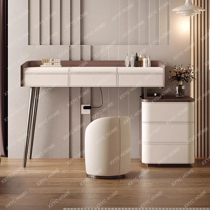 Exquisite Vanity Table Ornate Aesthetic Textured Premium Vanity Table Beautiful Elegant Bedroom Furniture
Exquisite Vanity Table Ornate Aesthetic Textured Premium Vanity Table Beautiful Elegant Bedroom Furniture
