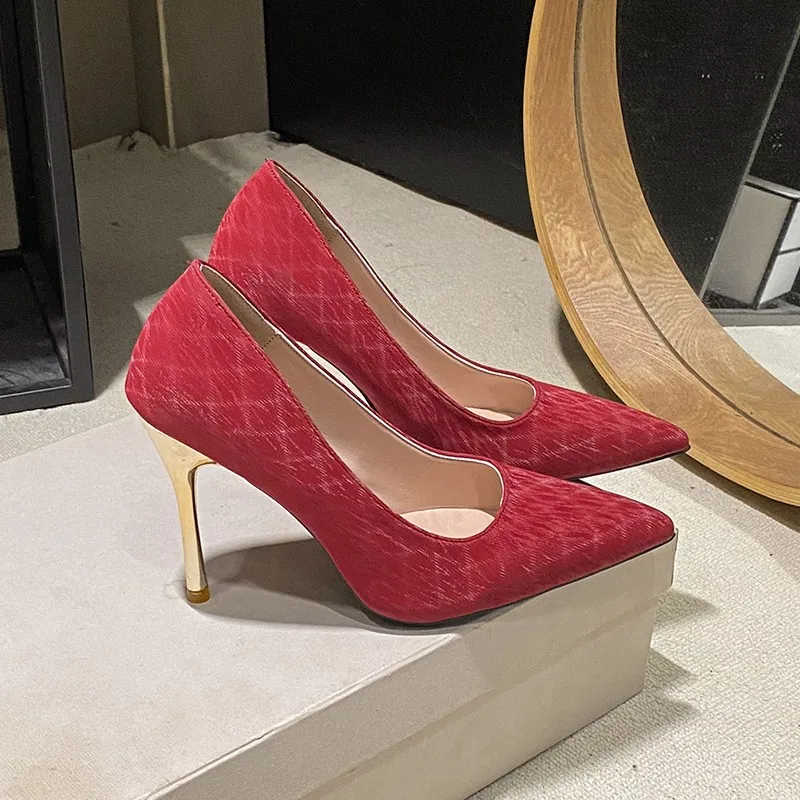 Spring New Style Thin Heels Make Tall Luxury Women's High Heels Fashion Pointed Women's Wedding Shoes Designer
Spring New Style Thin Heels Make Tall Luxury Women's High Heels Fashion Pointed Women's Wedding Shoes Designer