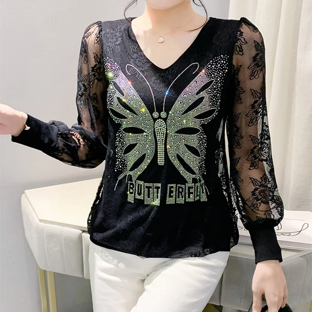 2025 Autumn New Long Sleeve Sexy Lace Tees Shirt Women Casual V-Neck Butterfly Hot Diamonds T-shirt Ladies Elegant Loose Tops
2025 Autumn New Long Sleeve Sexy Lace Tees Shirt Women Casual V-Neck Butterfly Hot Diamonds T-shirt Ladies Elegant Loose Tops