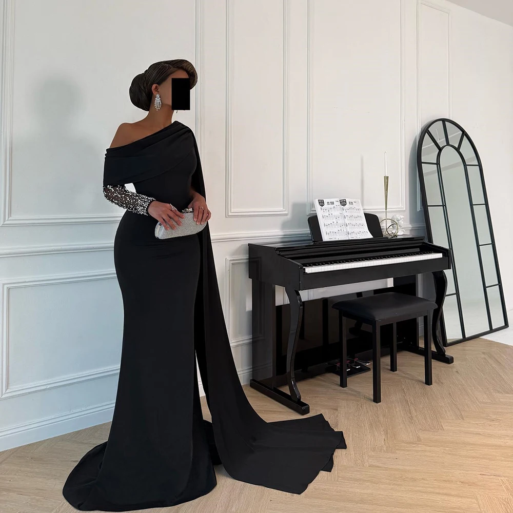 Customized Black One-Shoulder Jersey Mermaid Evening Dress Sweep Train Sparkly Sequined Party Dress Floor Length Prom Gown
Customized Black One-Shoulder Jersey Mermaid Evening Dress Sweep Train Sparkly Sequined Party Dress Floor Length Prom Gown