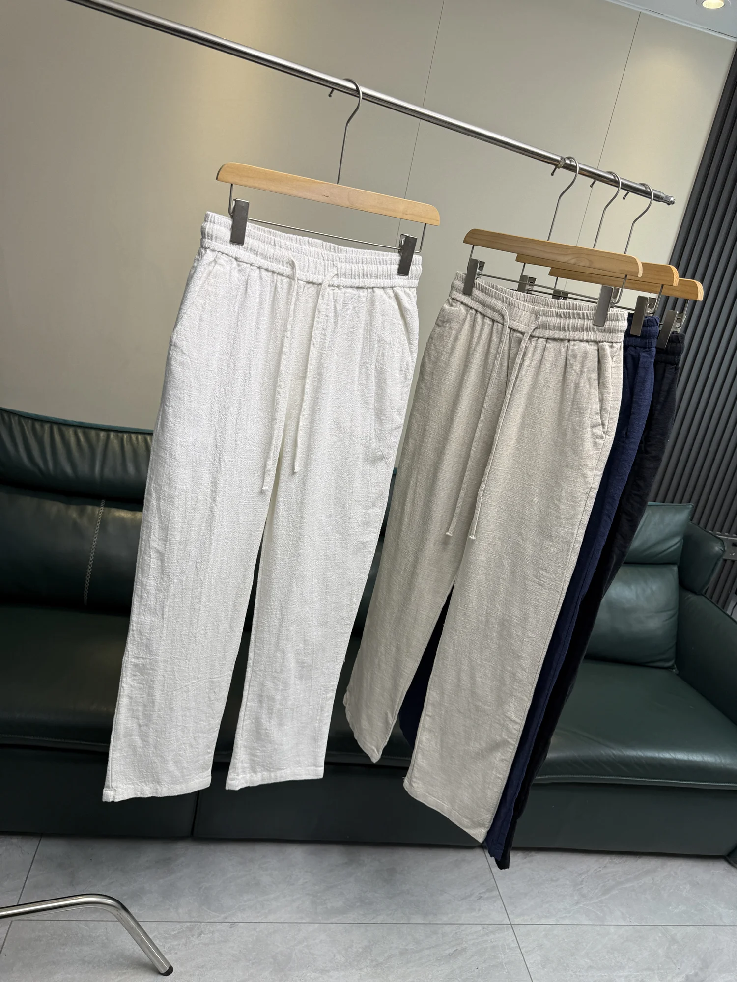 Comfortable Breathable Linen Men's Summer Elastic Waist Straight Leg Casual Pants Versatile Color Casual Trousers
Comfortable Breathable Linen Men's Summer Elastic Waist Straight Leg Casual Pants Versatile Color Casual Trousers