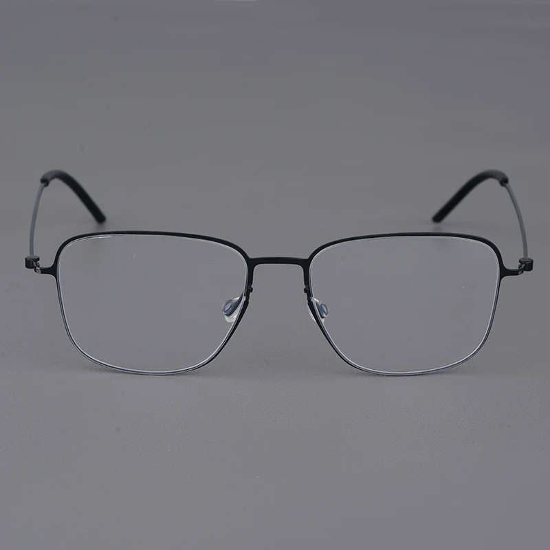 Датские ультралегкие квадратные безвинтовые оправы для очков из чистого титана, мужские и женские деловые очки 5506, женские модные ретро-очки
Датские ультралегкие квадратные безвинтовые оправы для очков из чистого титана, мужские и женские деловые очки 5506, женские модные ретро-очки