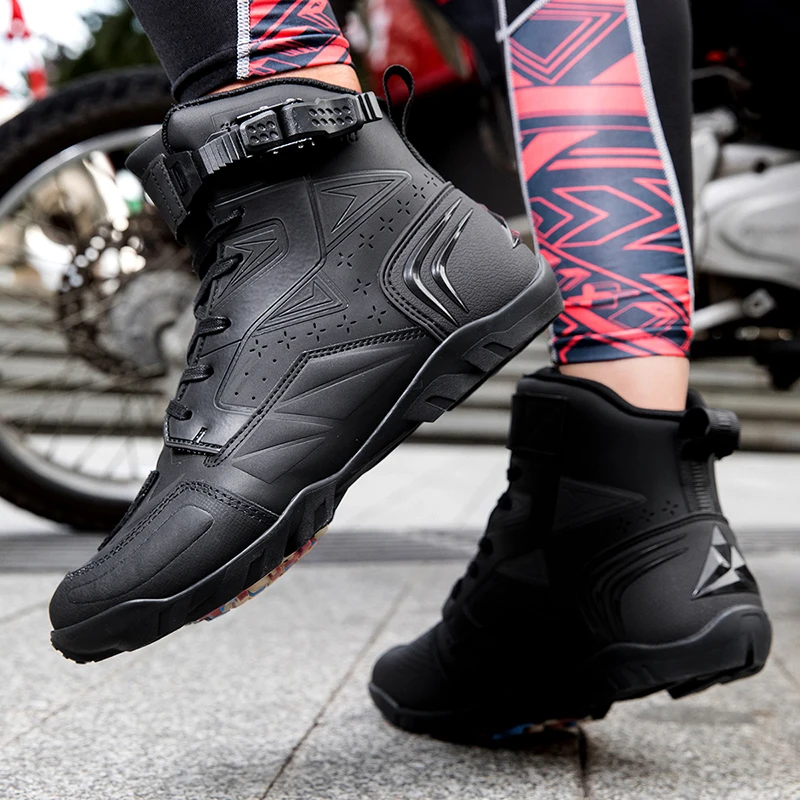 Unisex Four Seasons High Top Motorcycle Riding Boots Fashion Casual Anti Slip Wear Resistant Off Road Protective Cycling Boots
Unisex Four Seasons High Top Motorcycle Riding Boots Fashion Casual Anti Slip Wear Resistant Off Road Protective Cycling Boots