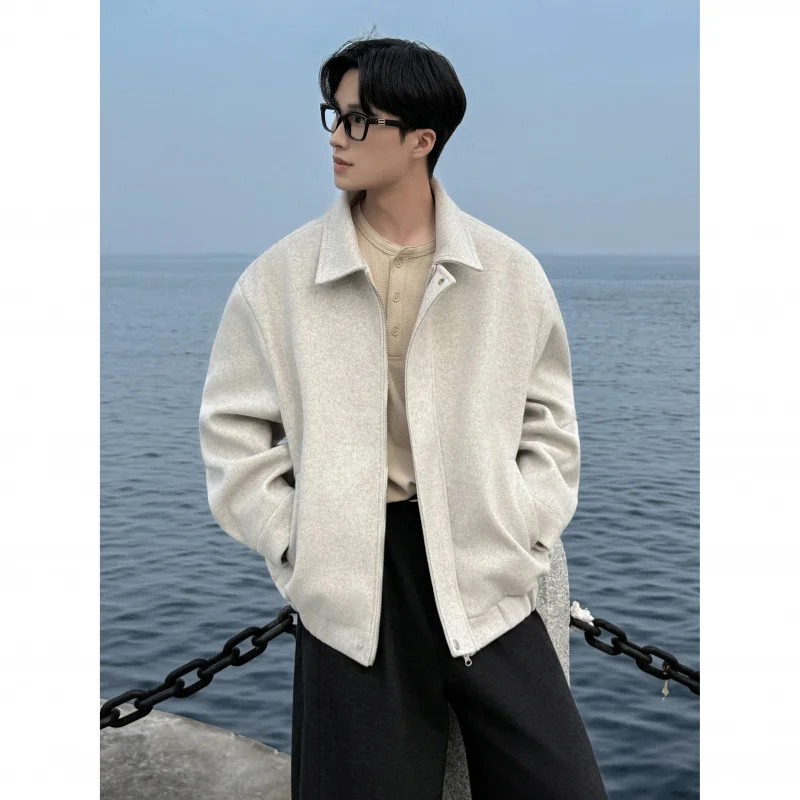 Korean Sle Pure Color Woolen Coat Men's Autumn Winter Thiened Jaet Cleanfit ort Coat Youth Faion Casual Outerwear
Korean Sle Pure Color Woolen Coat Men's Autumn Winter Thiened Jaet Cleanfit ort Coat Youth Faion Casual Outerwear