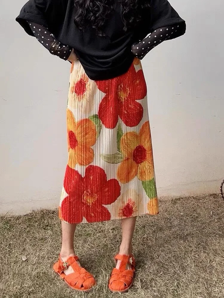 Miyake Pleated Printed Half Skirt 2025 Summer New Floral High Waist A-Line Half Skirt
Miyake Pleated Printed Half Skirt 2025 Summer New Floral High Waist A-Line Half Skirt