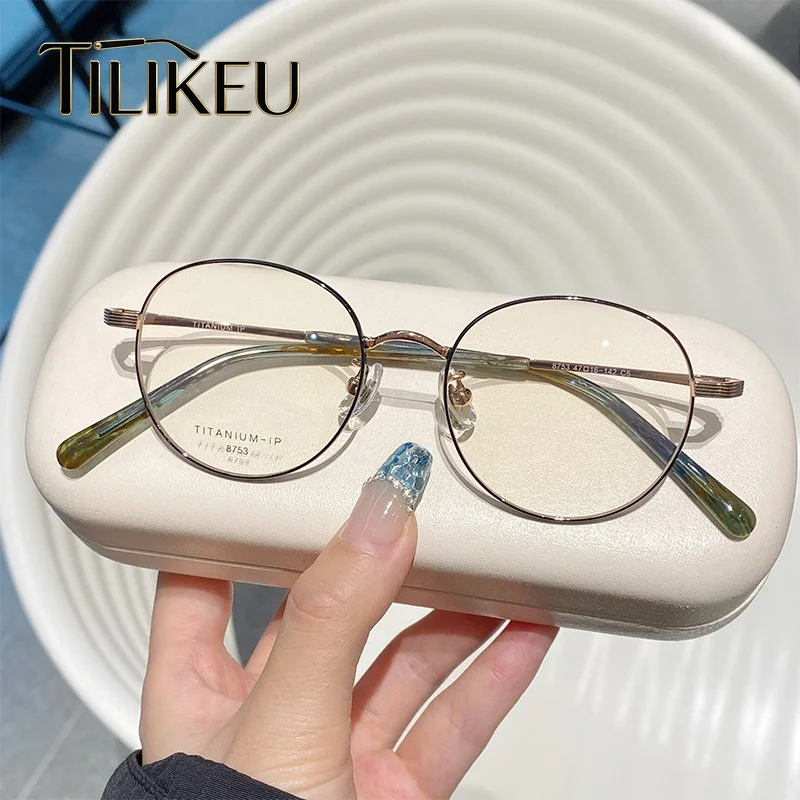 New Ultra-Light Titanium Alloy Round Eyeglasses Frame for Women Trendy Literary Rose Gold Small Face Frame Luxury Korean Eyewear
New Ultra-Light Titanium Alloy Round Eyeglasses Frame for Women Trendy Literary Rose Gold Small Face Frame Luxury Korean Eyewear