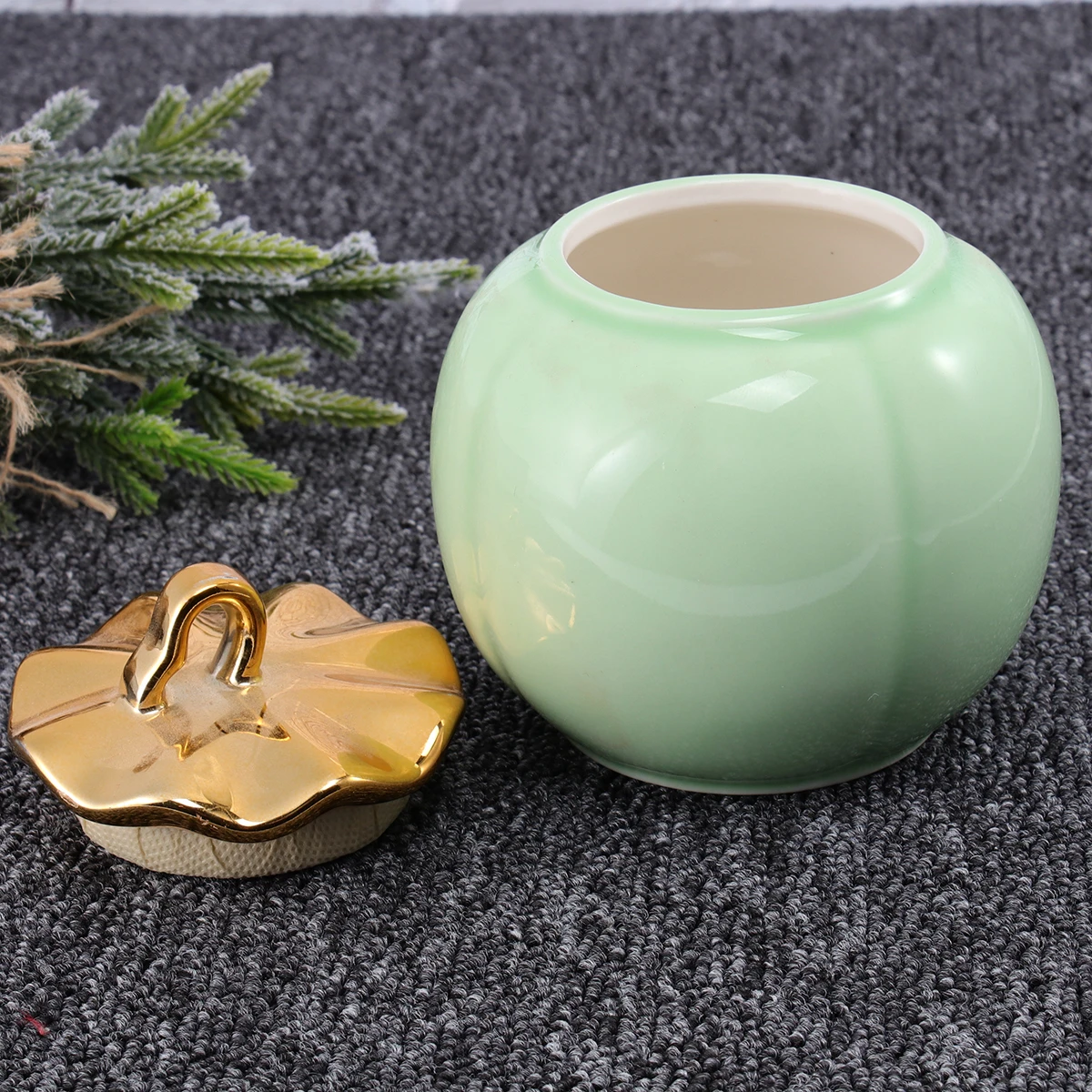 Pumpkin Shaped Ceramic Canister Sealed for Tea Coffee Sugar Storage Creative Home Decor Gift Ceramic Can
Pumpkin Shaped Ceramic Canister Sealed for Tea Coffee Sugar Storage Creative Home Decor Gift Ceramic Can