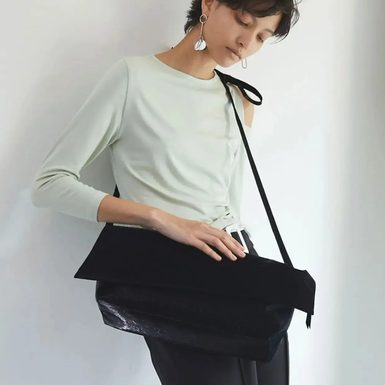 Large Capacity Women Handbag Oil Leather Bag Big Shoulder Bag Crossbody Bags For Women High Quality Black bolsas de mujer purse
Large Capacity Women Handbag Oil Leather Bag Big Shoulder Bag Crossbody Bags For Women High Quality Black bolsas de mujer purse