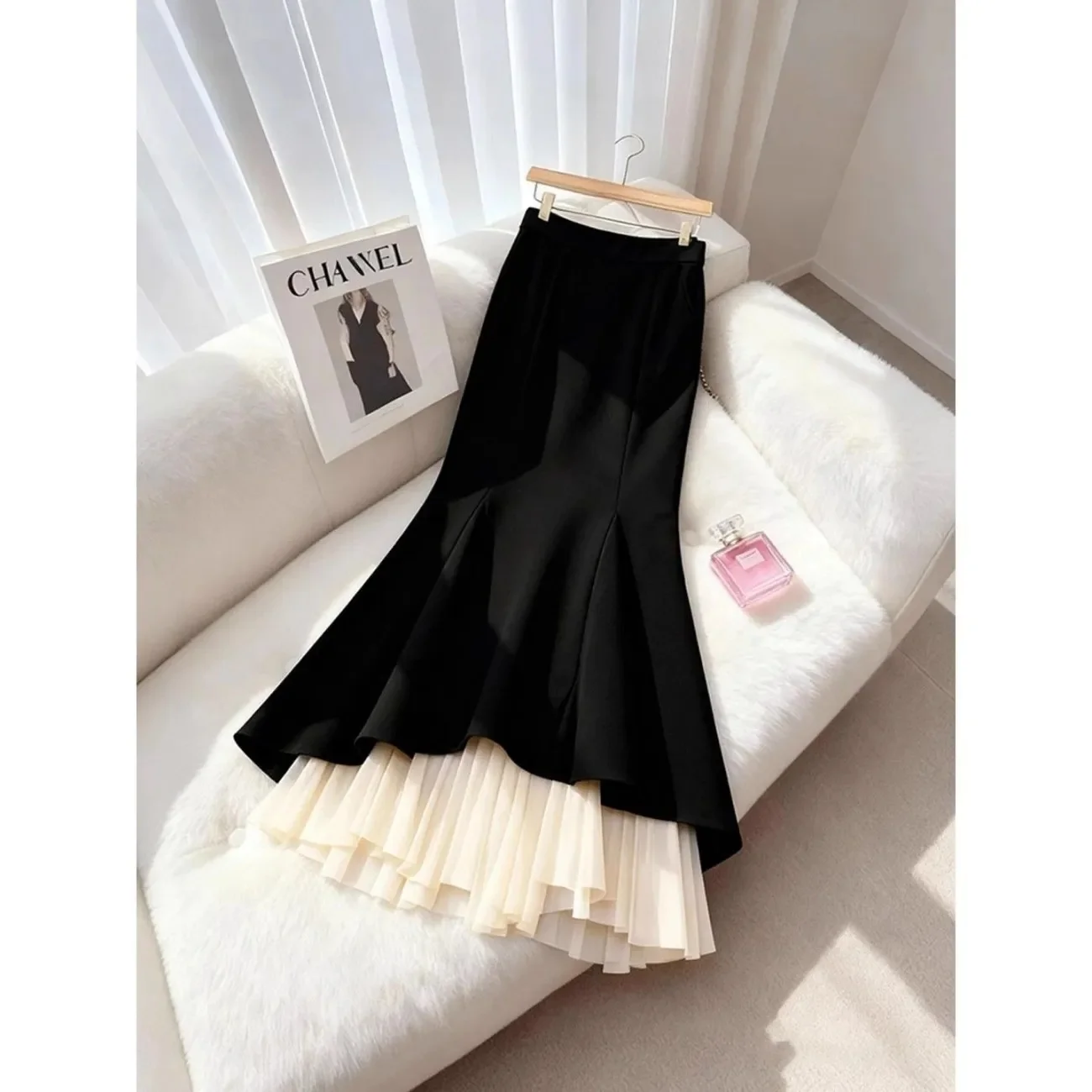 Elegant Spliced Fish Tail Skirt Spring Summer High Waist Polyester Wave Sensation Midi Skirt Commute Style plus Size
Elegant Spliced Fish Tail Skirt Spring Summer High Waist Polyester Wave Sensation Midi Skirt Commute Style plus Size