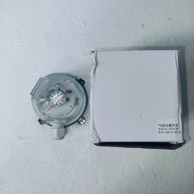 Новый датчик перепада давления воздуха для кондиционеров Midea 19910170123 HL-SPD-50
Новый датчик перепада давления воздуха для кондиционеров Midea 19910170123 HL-SPD-50