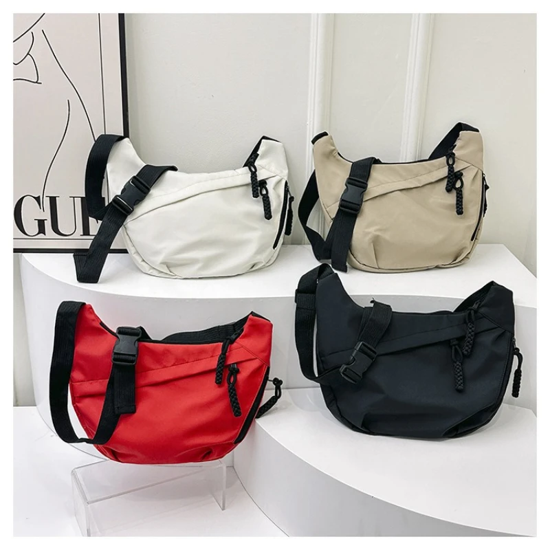 Casual Canvas Crossbody Bag for Women Designer Black/White/Red Shoulder Bags Large Capacity Tote Men Travel Shopping Bag 2025
Casual Canvas Crossbody Bag for Women Designer Black/White/Red Shoulder Bags Large Capacity Tote Men Travel Shopping Bag 2025