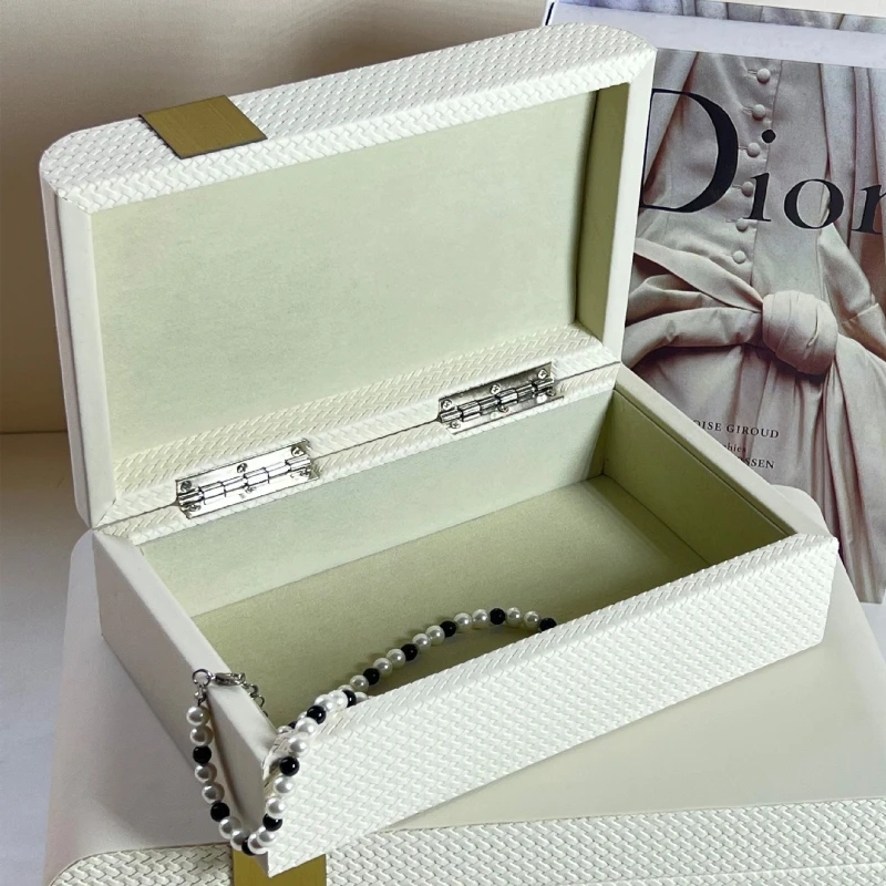 Leather Jewelry Box Modern Simplicity Ring Storage Boxes Luxury Necklaces Bracelet Display Case Organizer Jewellery Supplies
Leather Jewelry Box Modern Simplicity Ring Storage Boxes Luxury Necklaces Bracelet Display Case Organizer Jewellery Supplies