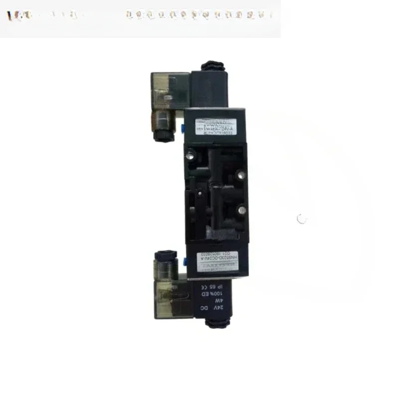 1PCS solenoid valve HNS523D DC24V A 3B AC110V 1B double head electron magnetic valve
1PCS solenoid valve HNS523D DC24V A 3B AC110V 1B double head electron magnetic valve