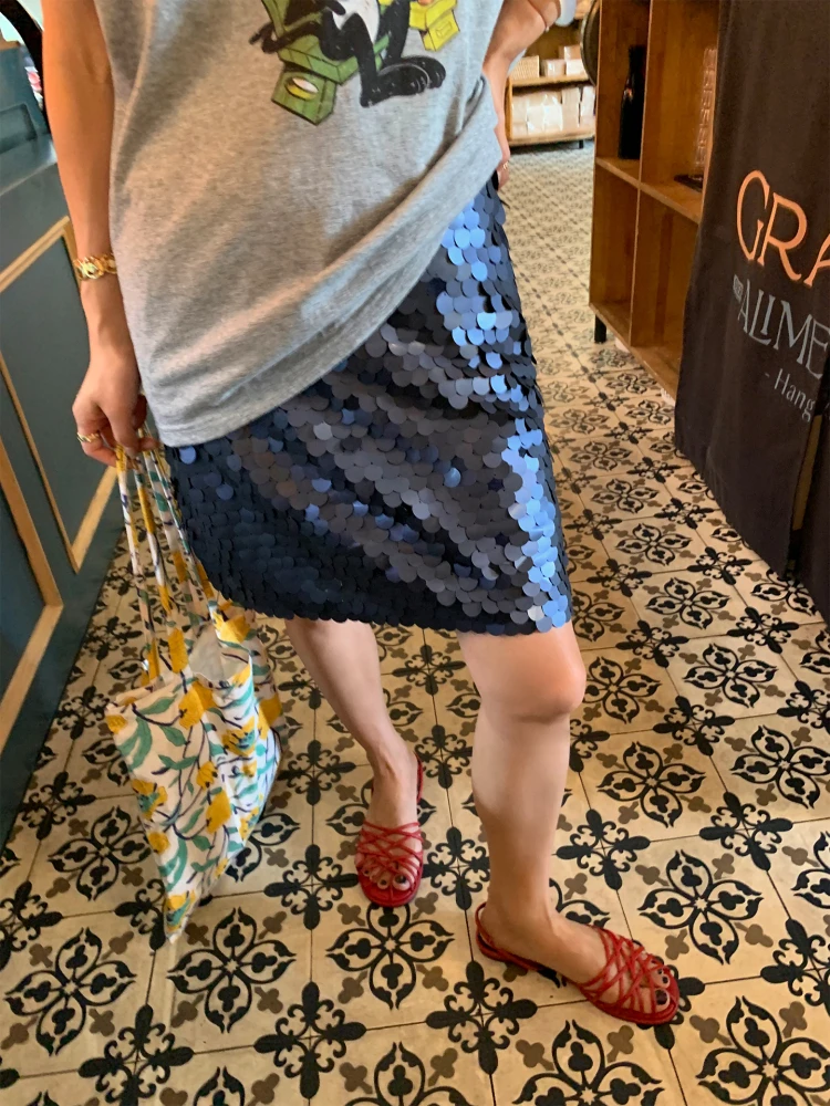 Design Sensation Beaded Skirt Women's Small Size Wrap around Skirt Dark Blue Color A-Line Silhouette Polyester Fabric
Design Sensation Beaded Skirt Women's Small Size Wrap around Skirt Dark Blue Color A-Line Silhouette Polyester Fabric