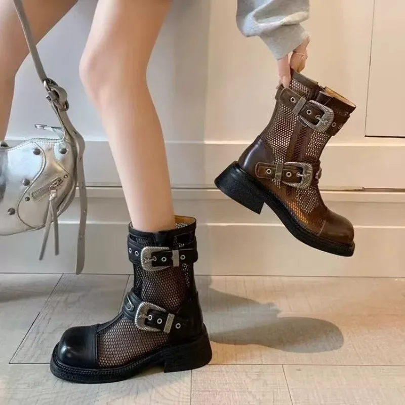 Women's Boots 2025 New Summer Cool Boots Breathable Hollow Out Mesh Boot Fashion Square Toe Side Zip Ankle Boots for Women Botas
Women's Boots 2025 New Summer Cool Boots Breathable Hollow Out Mesh Boot Fashion Square Toe Side Zip Ankle Boots for Women Botas
