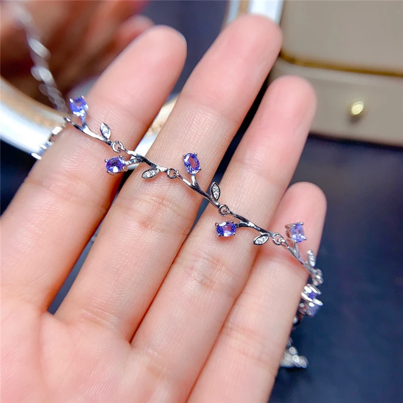 Natural Tanzanite Bracelet S925 Sterling Silver Natural Stone Ladies Birthstone with Certificate
Natural Tanzanite Bracelet S925 Sterling Silver Natural Stone Ladies Birthstone with Certificate