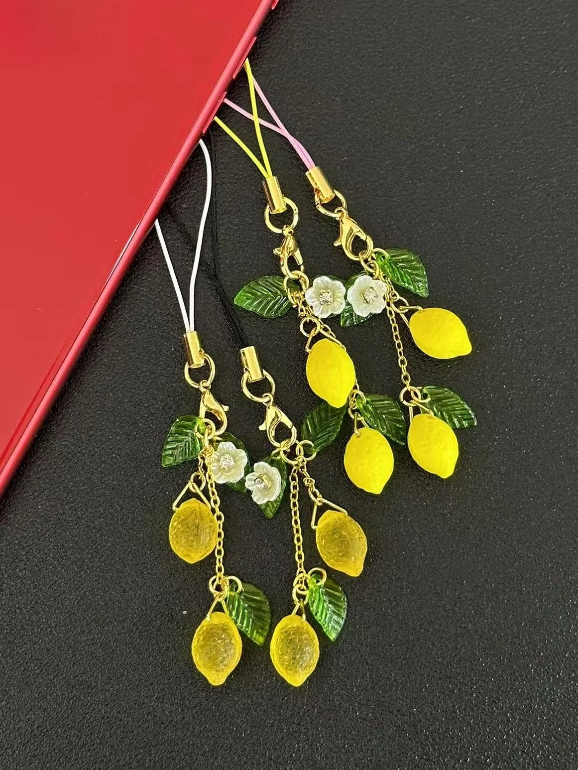 Glass lemon phone charm, Kawaii leaf flower fruit phone lanyard, DIY handmade key chain, bag hanger, exquisite and lovely gift
Glass lemon phone charm, Kawaii leaf flower fruit phone lanyard, DIY handmade key chain, bag hanger, exquisite and lovely gift