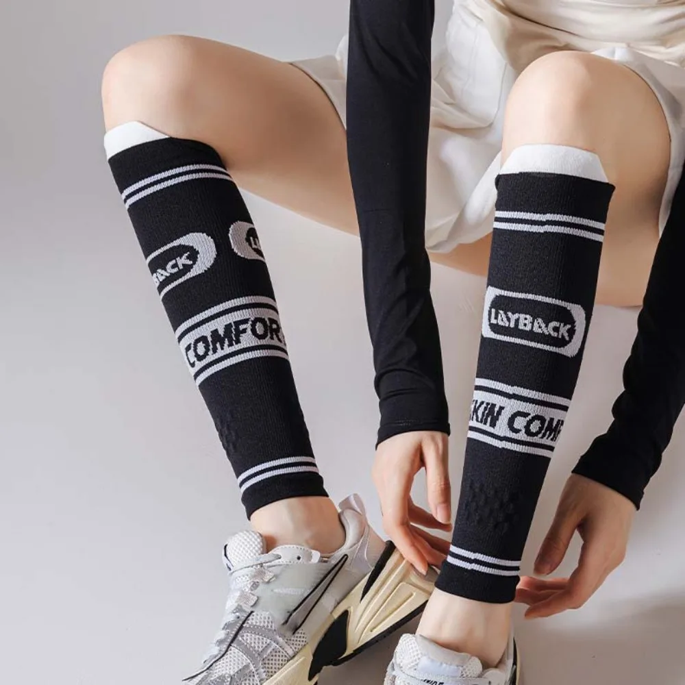 1 pair Leg Cover Compression Leg Sleeves Breathable Elasticity Calf Compression Sleeve Sweat Absorption Compress
1 pair Leg Cover Compression Leg Sleeves Breathable Elasticity Calf Compression Sleeve Sweat Absorption Compress