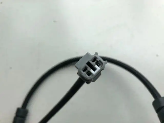 Автозапчасти Высококачественный датчик ABS переднего/заднего колеса для китайского GEELY LC CROSS GC3 GX2, автозапчасти для двигателя автомобиля 1014000892
Автозапчасти Высококачественный датчик ABS переднего/заднего колеса для китайского GEELY LC CROSS GC3 GX2, автозапчасти для двигателя автомобиля 1014000892