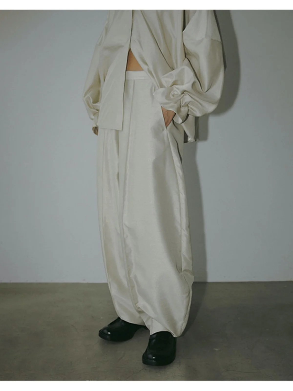 High Waist Wide Leg Pants Commute Style Japanese Design Lantern Straight Cut Slimming Long Pants Women's Casual Spring Summer
High Waist Wide Leg Pants Commute Style Japanese Design Lantern Straight Cut Slimming Long Pants Women's Casual Spring Summer