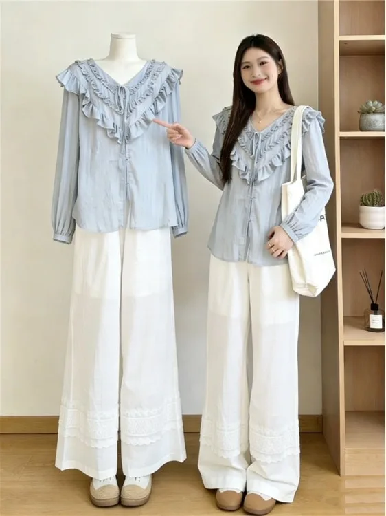 plus Size Fashionable Set Women's Spring Blue V-neck Shirt with Ruffle Casual Pants Two-piece Suit High Waist Bubble Sleeve
plus Size Fashionable Set Women's Spring Blue V-neck Shirt with Ruffle Casual Pants Two-piece Suit High Waist Bubble Sleeve
